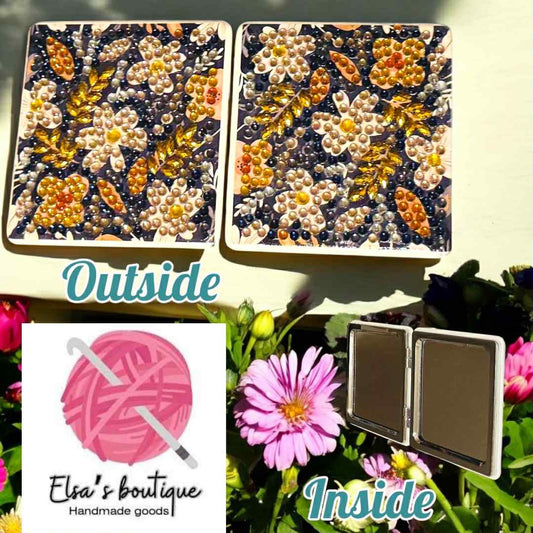 Square pocket mirror